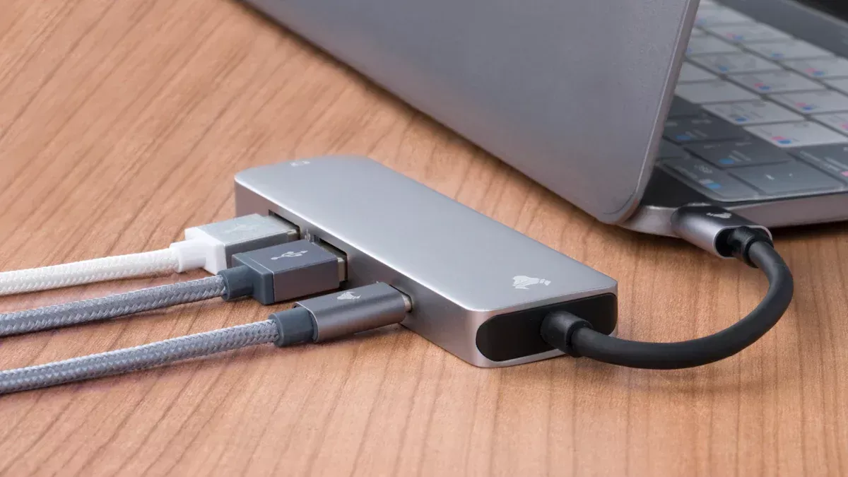 Heildarlei&eth;beiningar um a&eth; panta s&eacute;rsni&eth;na USB millistykki me&eth; l&oacute;g&oacute;inu &thorn;&iacute;nu